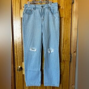 Women’s Levi’s Low Pro Straight Leg Jeans – Size 29 – Light Blue Distressed